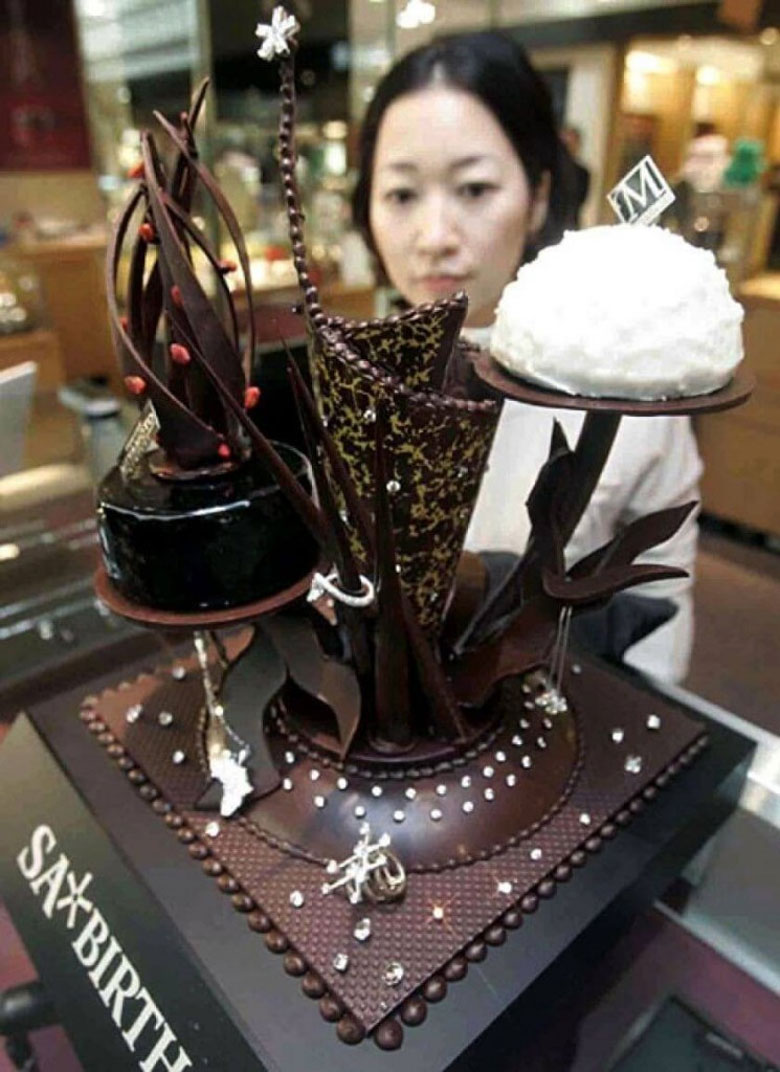 Masami Miyamoto's Diamond Chocolate Cake